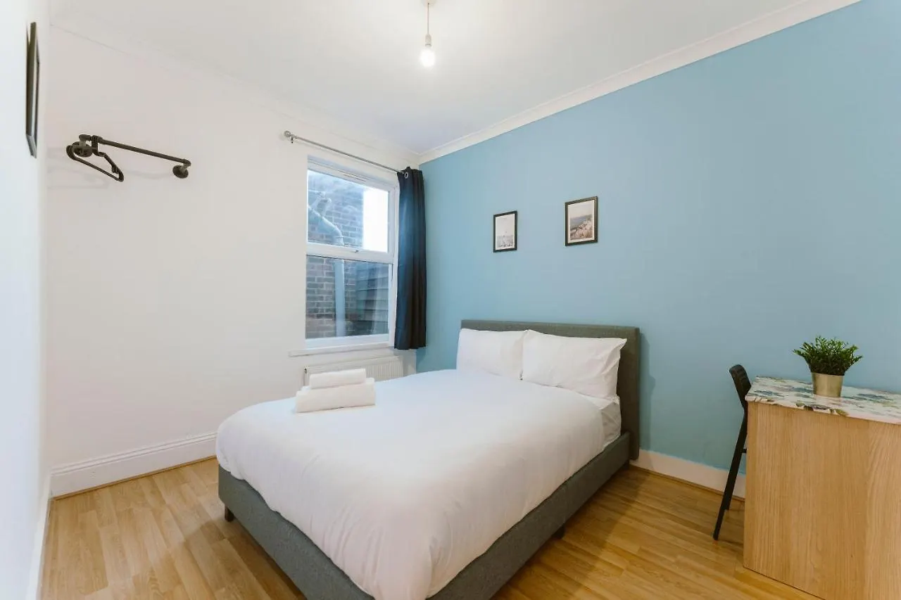 Guest house Stratford Cosy Rooms - 37 London